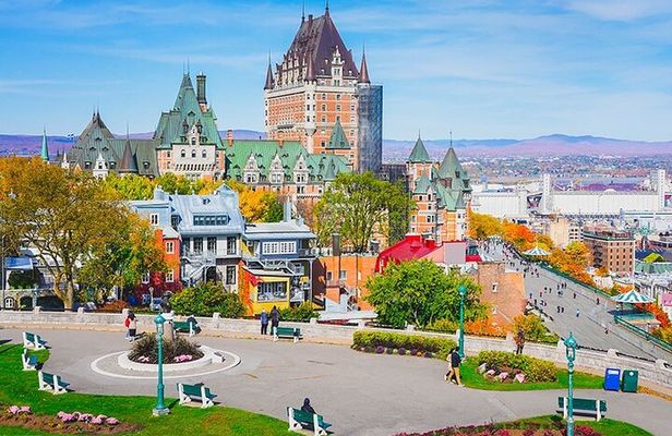 From Montreal: Quebec City VIP Day Trip with Hotel Pickup