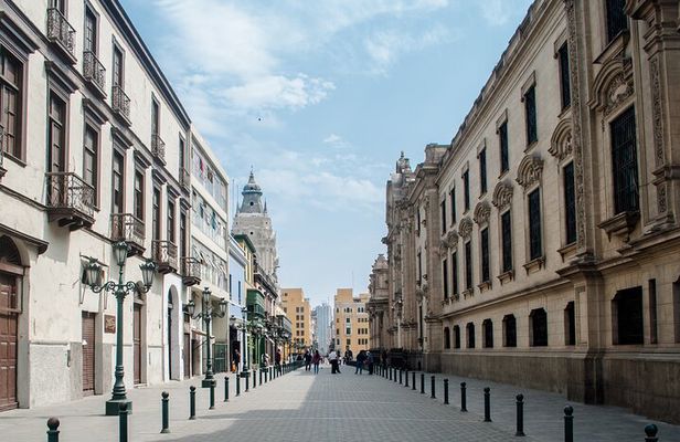 Lima: An Encounter with History, Tradition, and Modernity