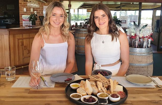 Coonawarra Half Day Wine Tour With Lunch