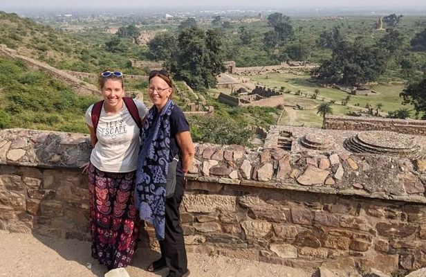 Abhaneri, Bhangarh Day Trip – Car, Guide, Lunch & Monkey Temple