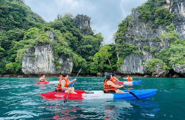 Snorkeling and Kayaking Tour at Hong Islands From Krabi