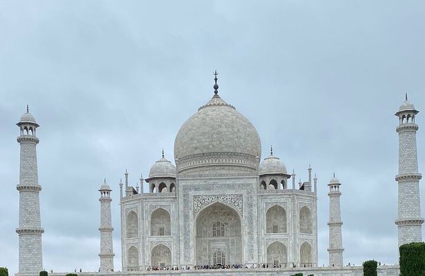 Visit Taj Mahal