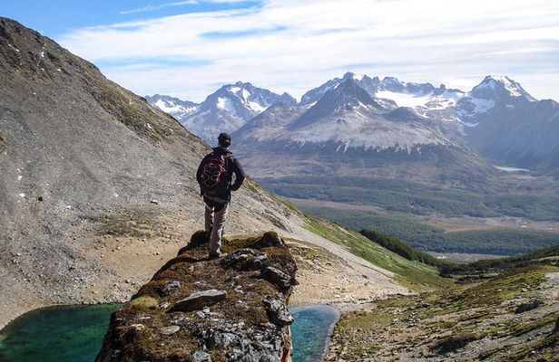 Turquoise Lagoon and Carbajal Hill Trekking from Ushuaia