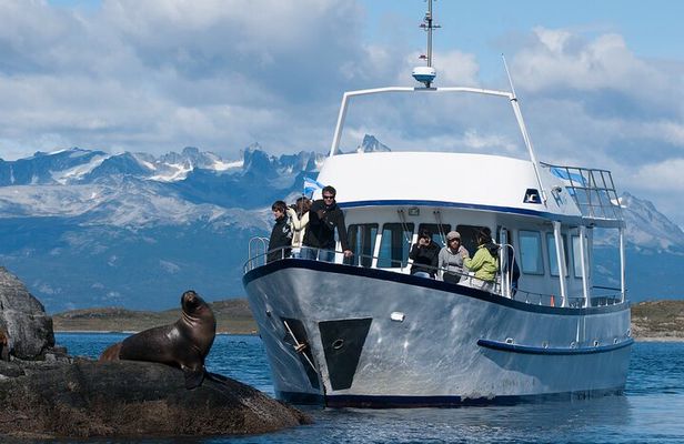 Beagle Channel Yacht Sailing Tour from Ushuaia