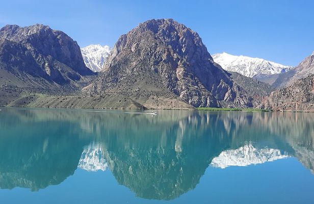 Private Full-Day Tour to Iskandarkul