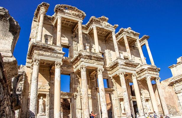 Visiting the Ancient City of Ephesus and Virgin Mary House from Marmaris