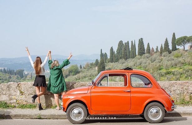 Vintage Fiat 500 Wine Tour and Tuscan Lunch at Farm in Chianti