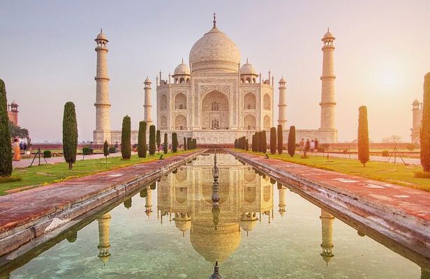2 Days Delhi & Agra Tour with Taj Mahal Sunrise