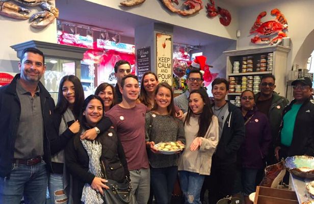 New Orleans Small-Group Food Walking Tour and Cooking Class
