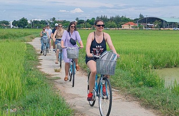 Small Group Bicycle Tour with Farming and Fishing Experience