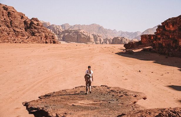Wadi Rum Overnight 3-Hour Small Group Scenic Desert 4WD