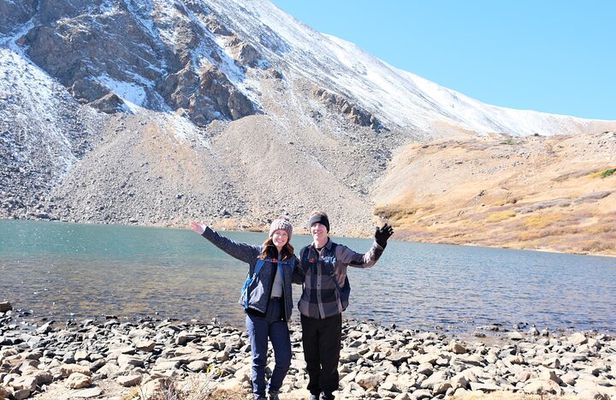 Half Day Guided Hike to 3 Beautiful Alpine Lakes