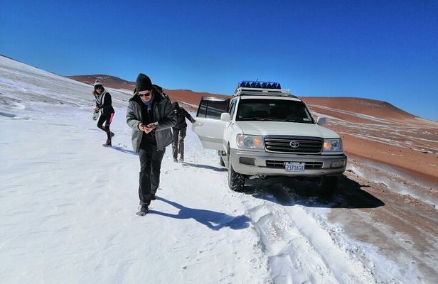 3-Days Private Tour Salar de Uyuni to San Pedro de Atacama Chile with Pickup