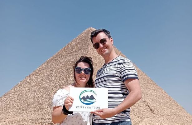 Full-Day Tour to Giza Pyramids and Egyptian Museum from Cairo