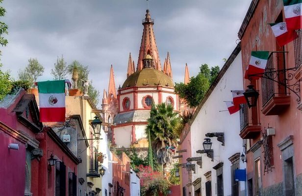Historical and Cultural Walking Tour of San Miguel de Allende