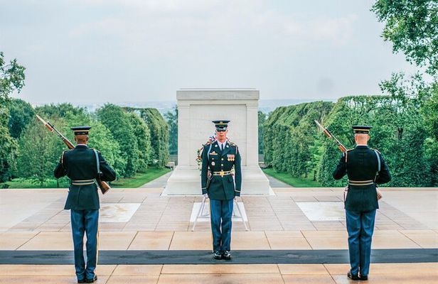 Arlington Cemetery with Changing of Guard & John F. Kennedy Grave