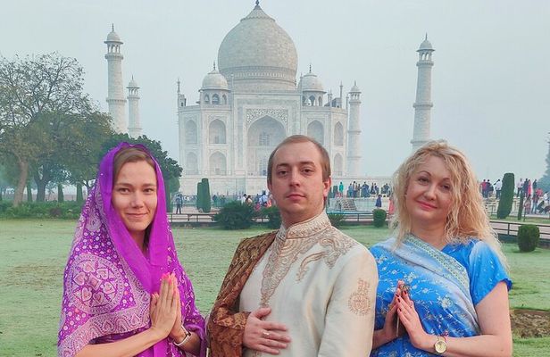 Luxury Taj Mahal and Agra Day Tour from Delhi. Maharaja Private Tour.