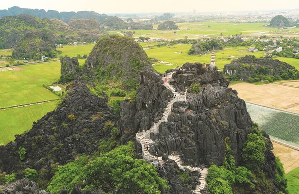 Ninh Binh Full-Day Small Group of 9 Guided Tour from Hanoi