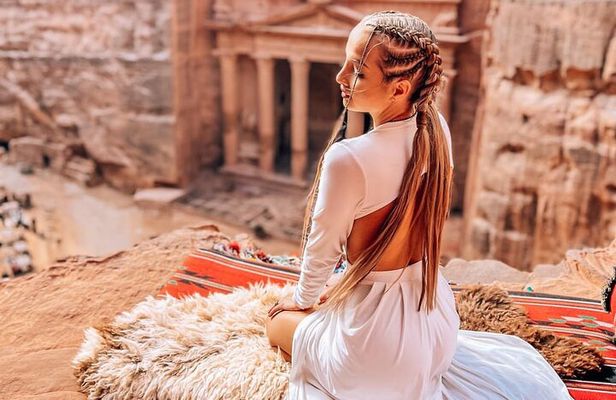 3 Days Petra Wadi Rum and Dead Sea Private Guided Tour 