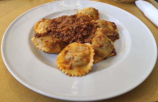Lucca’s Ultimate Food Tour: Full Tuscan Meal by Do Eat Better