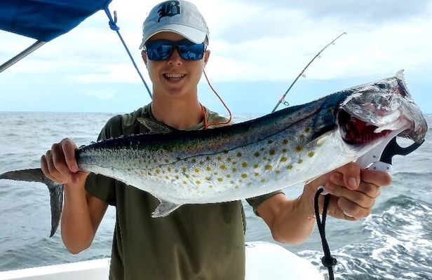Uvita Full-Day Deep Sea Fishing Tour-Big Catches & Ocean Thrills
