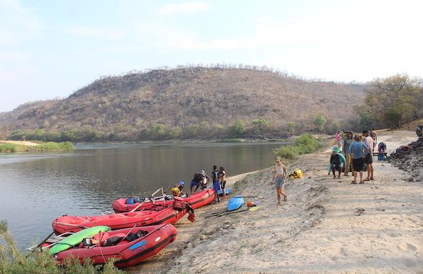 8 Days Mighty Zambezi Expediton in Victoria Falls & Hwange Safari