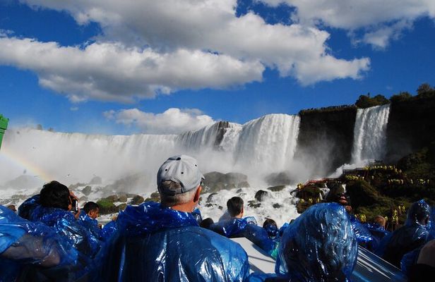 Niagara Falls Maid of the Mist & Cave of the Winds Tour
