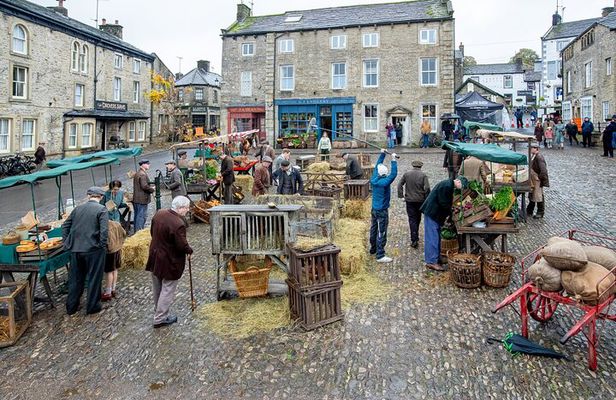 Full-Day Discovering All Creatures Great and Small Tour of Yorkshire