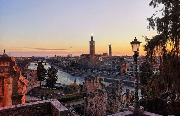 Essential Verona Private Tour including the Arena