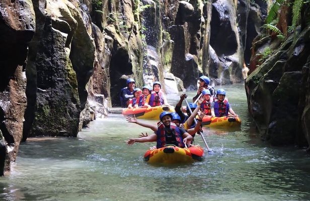Bali Kayaking Adventure with Lunch and Private Hotel Transfer