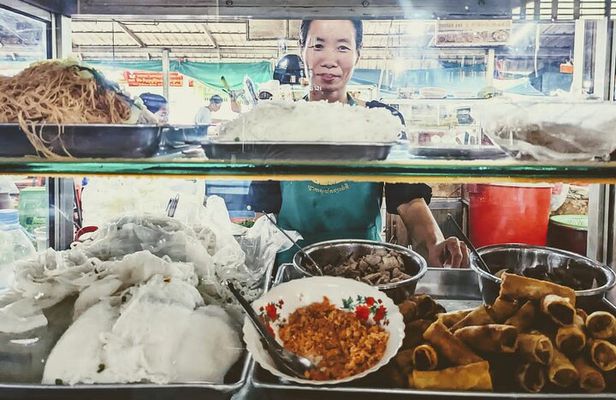 Siem Reap Authentic Breakfast and Market Tour