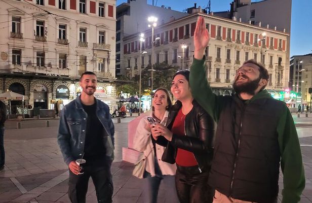 Athens Urban Treasure Hunt w Food Stops