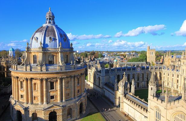 Oxford by Rail Day Tour with Harry Potter Insights Tour