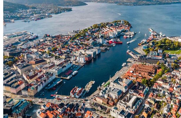 Private Walking Tour- Bergen Classics