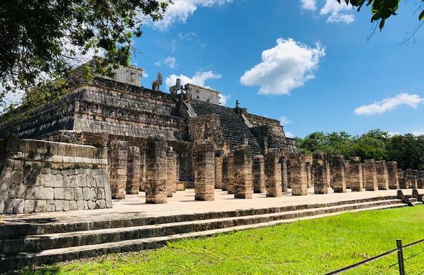 Chichén Itzá Premium Cenote y valladolid Day Tour