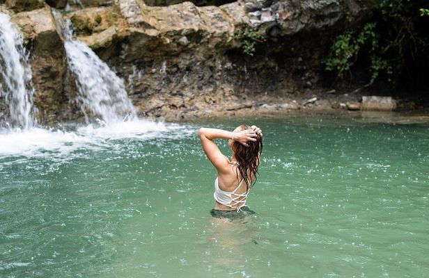 Palomino Natural Pool Hiking Activity