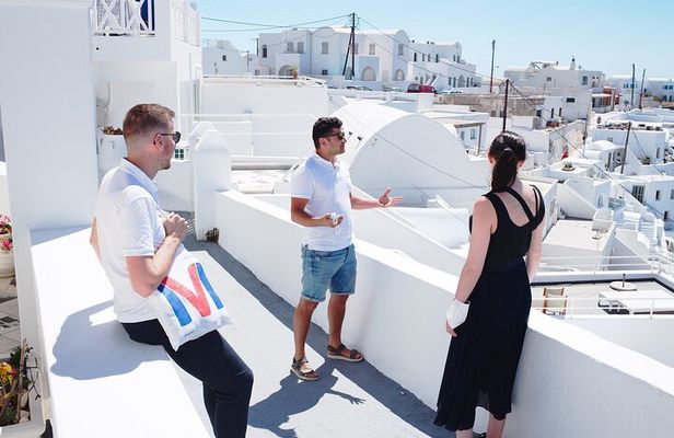 Discover Santorini’s Best in One Day