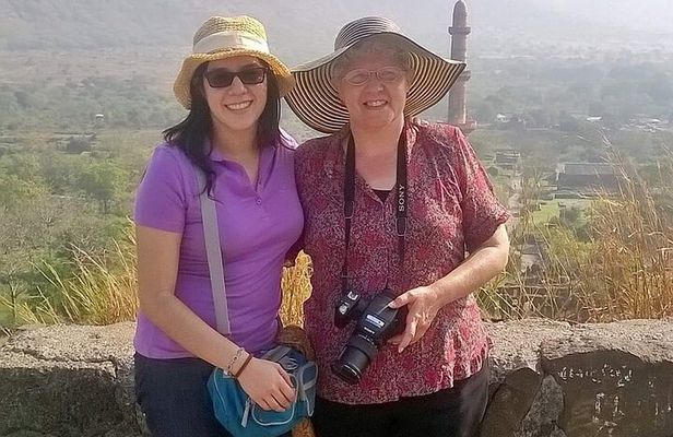 From Aurangabad: 2 Day Tour of Ajanta & Ellora With All Inclusion