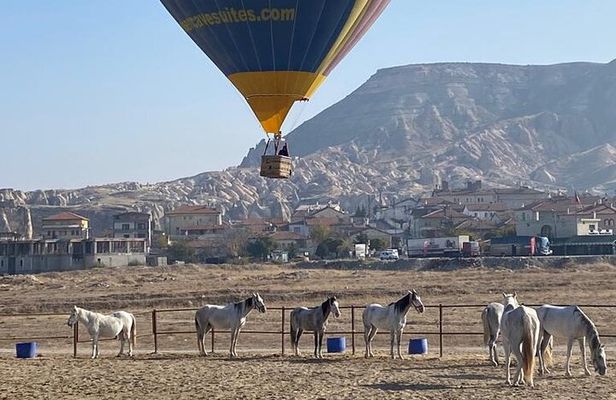  Cappadocia Horseback Ride through Valleys — Sunset/hoteltransfer