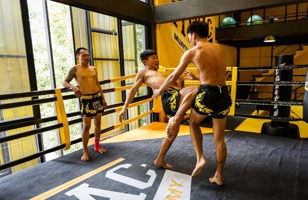 Bangkok:Learn 1-1 Muay Thai + Free Muaythai Shorts & Hotel Pickup
