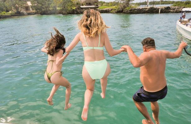 Full day tour 5 islands vip