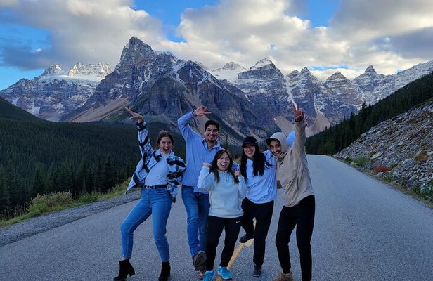 Spectacular Banff Day - Gondola Included