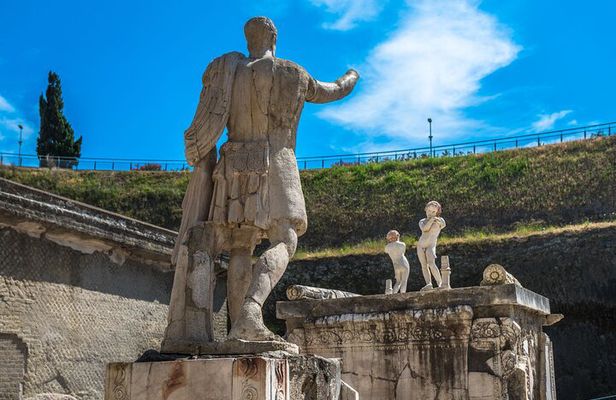 Walking Tour of Herculaneum with Local Guide