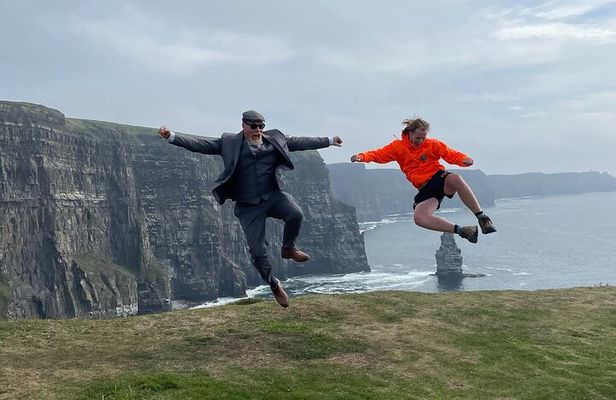 Cliffs Of Moher Hiking Tour from Doolin - Small Group