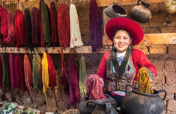 Traditional Cusco 4 days: city, Sacred Valley, Machu Picchu & Rainbow Mountain