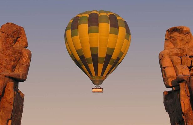 Sunrise Hot Air Balloon Ride in Luxor with Transfers Included