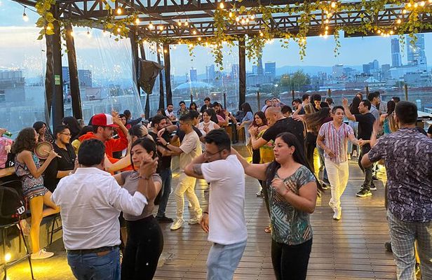 Private Tour CDMX | Prepare Your Own Tequila, Eat Tacos & Take a Dance Class