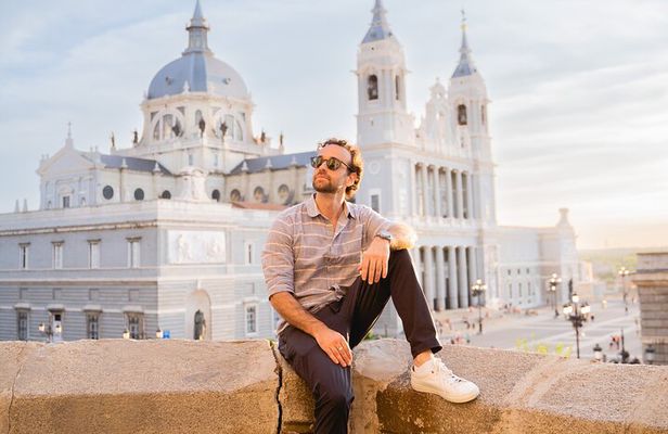 Photographic tour of Madrid with a professional photographer