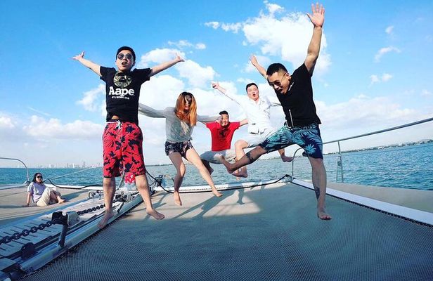 Full-Day Shared Tour Around Pha Ngan Island with Pickup