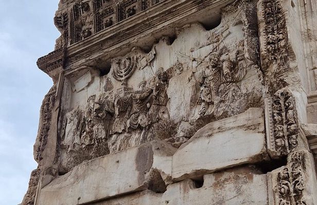 Private Jewish tour: Colosseum, Arch of Titus and Roman Forum